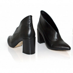 Czarne Botki Artiker